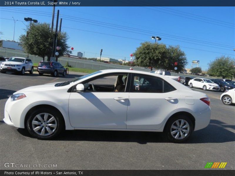 Super White / Ivory 2014 Toyota Corolla LE