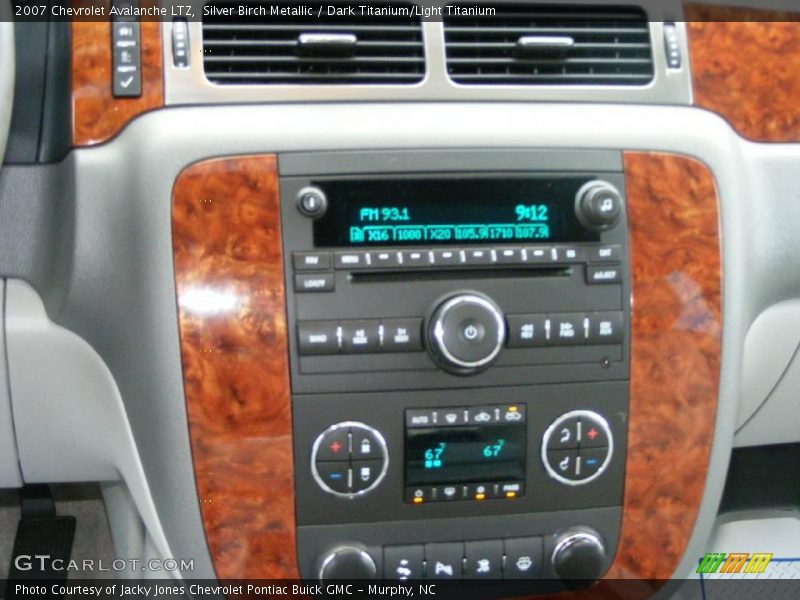 Silver Birch Metallic / Dark Titanium/Light Titanium 2007 Chevrolet Avalanche LTZ