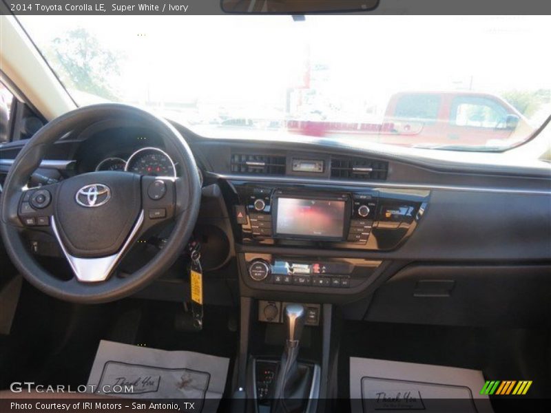 Super White / Ivory 2014 Toyota Corolla LE