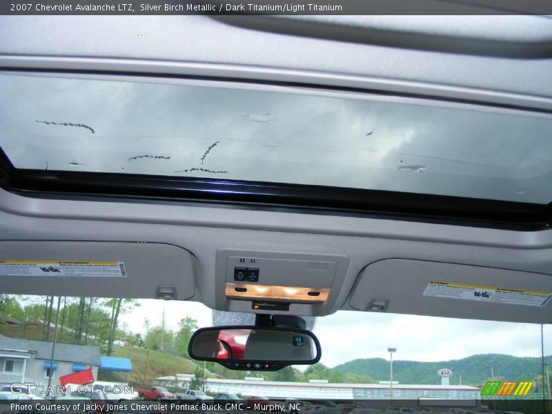 Silver Birch Metallic / Dark Titanium/Light Titanium 2007 Chevrolet Avalanche LTZ