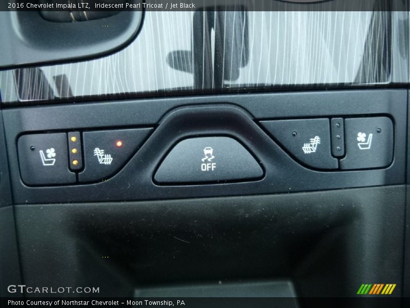 Iridescent Pearl Tricoat / Jet Black 2016 Chevrolet Impala LTZ