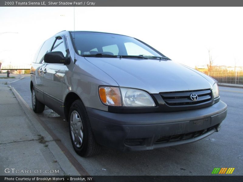 Silver Shadow Pearl / Gray 2003 Toyota Sienna LE