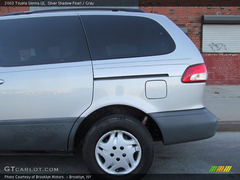 Silver Shadow Pearl / Gray 2003 Toyota Sienna LE