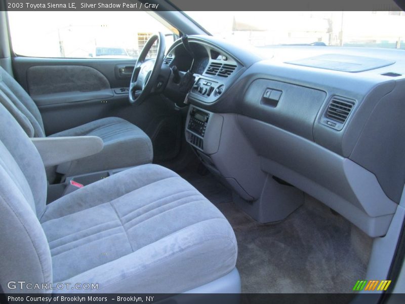 Silver Shadow Pearl / Gray 2003 Toyota Sienna LE