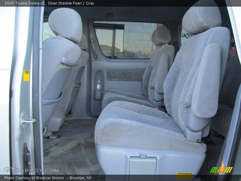 Silver Shadow Pearl / Gray 2003 Toyota Sienna LE