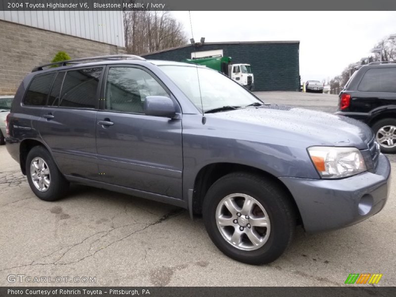 Bluestone Metallic / Ivory 2004 Toyota Highlander V6