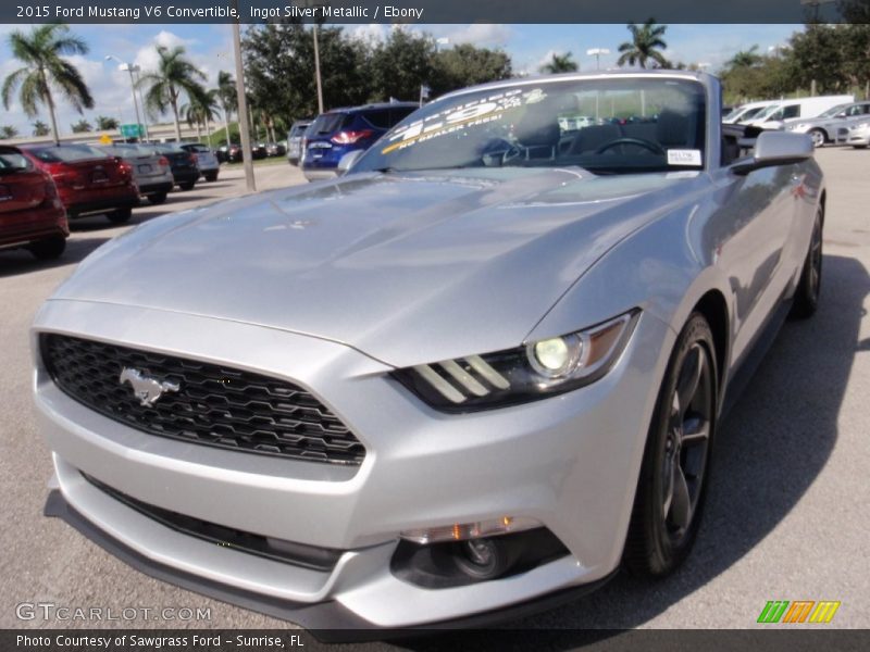 Front 3/4 View of 2015 Mustang V6 Convertible