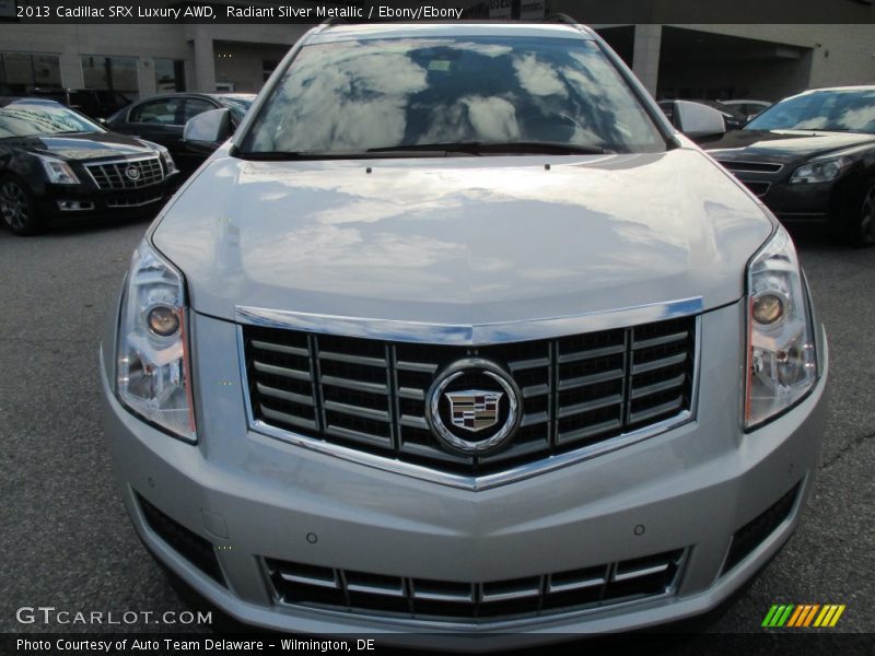 Radiant Silver Metallic / Ebony/Ebony 2013 Cadillac SRX Luxury AWD