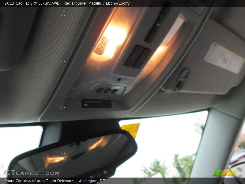 Radiant Silver Metallic / Ebony/Ebony 2013 Cadillac SRX Luxury AWD