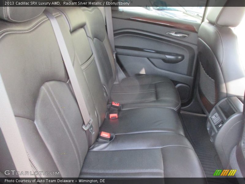 Radiant Silver Metallic / Ebony/Ebony 2013 Cadillac SRX Luxury AWD