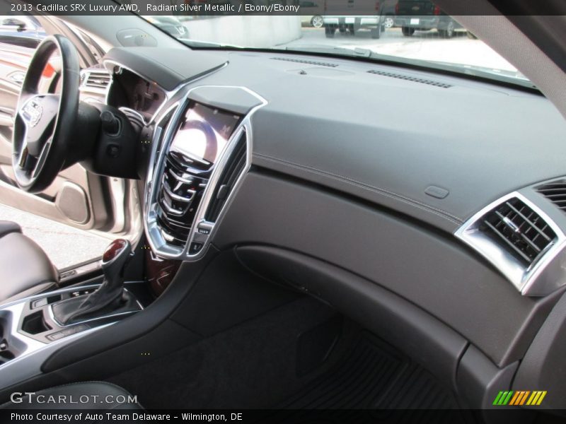 Radiant Silver Metallic / Ebony/Ebony 2013 Cadillac SRX Luxury AWD