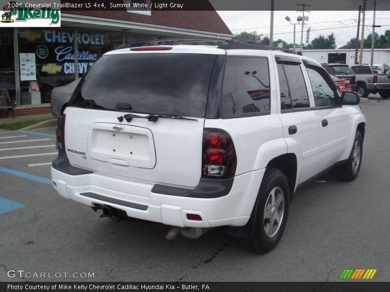 Summit White / Light Gray 2006 Chevrolet TrailBlazer LS 4x4