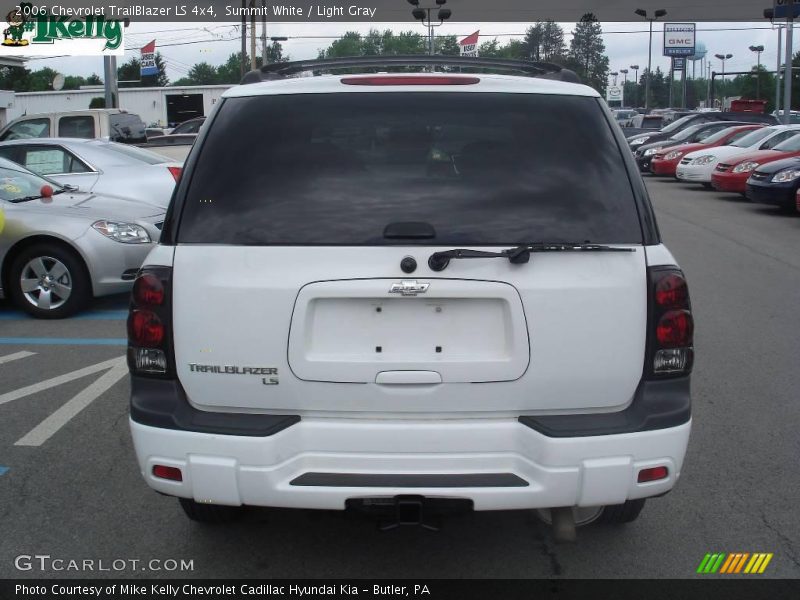 Summit White / Light Gray 2006 Chevrolet TrailBlazer LS 4x4