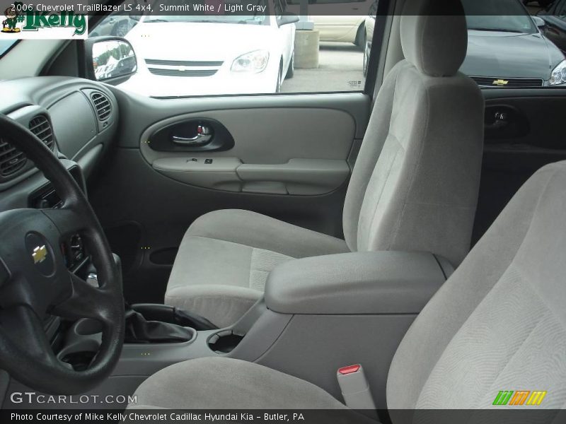 Summit White / Light Gray 2006 Chevrolet TrailBlazer LS 4x4