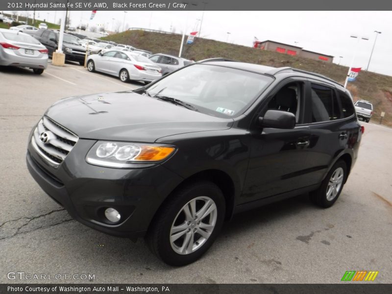 Black Forest Green / Gray 2012 Hyundai Santa Fe SE V6 AWD