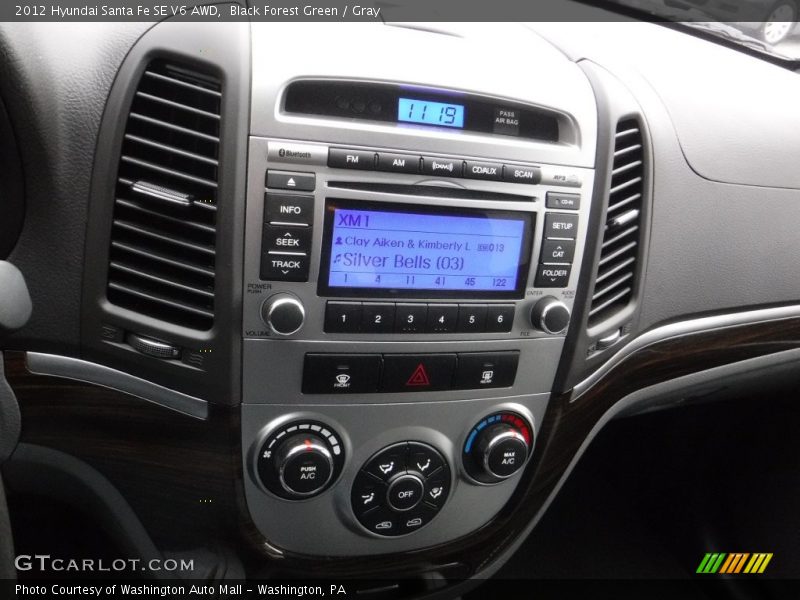 Black Forest Green / Gray 2012 Hyundai Santa Fe SE V6 AWD