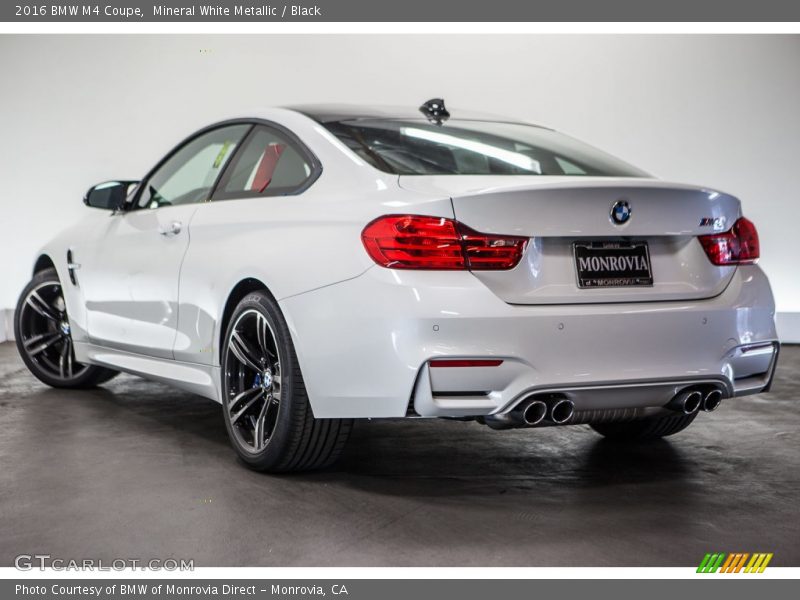 Mineral White Metallic / Black 2016 BMW M4 Coupe