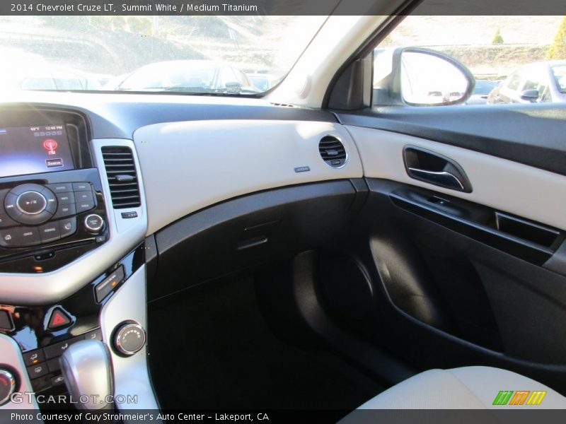 Summit White / Medium Titanium 2014 Chevrolet Cruze LT
