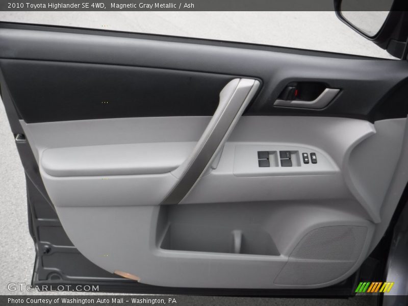 Magnetic Gray Metallic / Ash 2010 Toyota Highlander SE 4WD