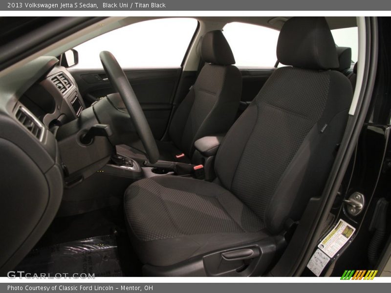 Black Uni / Titan Black 2013 Volkswagen Jetta S Sedan