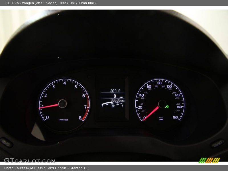 Black Uni / Titan Black 2013 Volkswagen Jetta S Sedan
