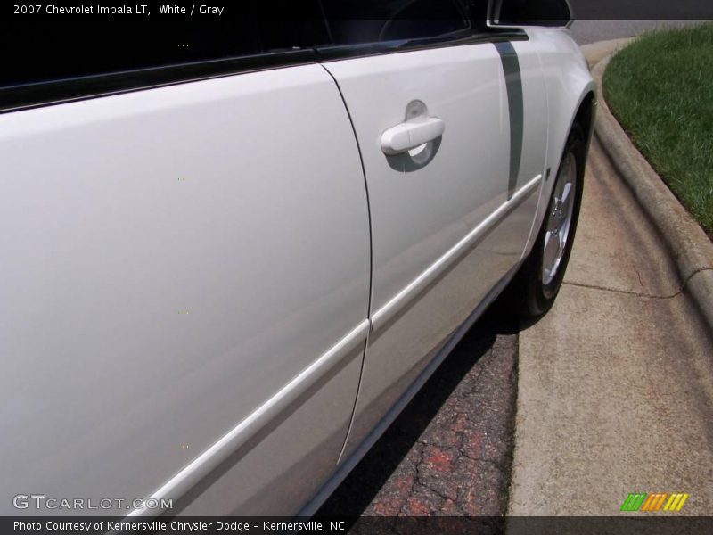 White / Gray 2007 Chevrolet Impala LT