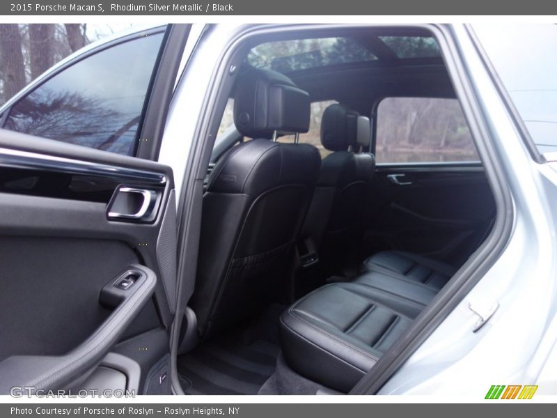 Rhodium Silver Metallic / Black 2015 Porsche Macan S
