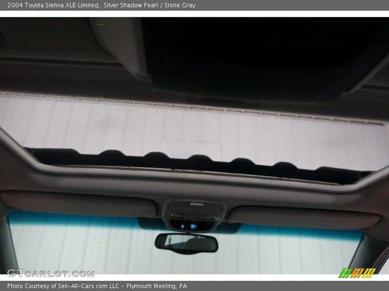 Silver Shadow Pearl / Stone Gray 2004 Toyota Sienna XLE Limited