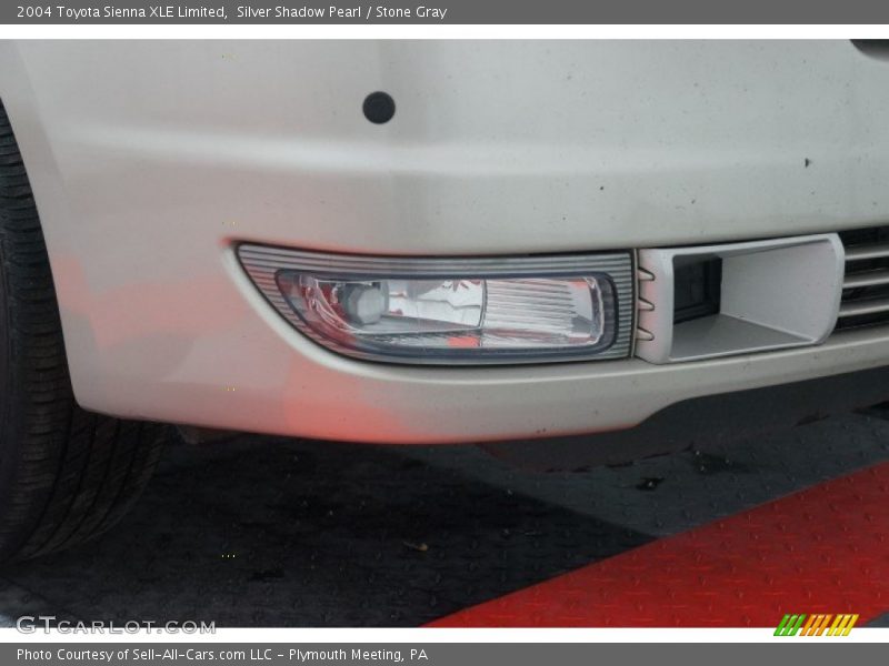 Silver Shadow Pearl / Stone Gray 2004 Toyota Sienna XLE Limited