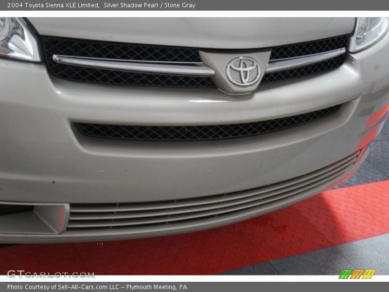 Silver Shadow Pearl / Stone Gray 2004 Toyota Sienna XLE Limited