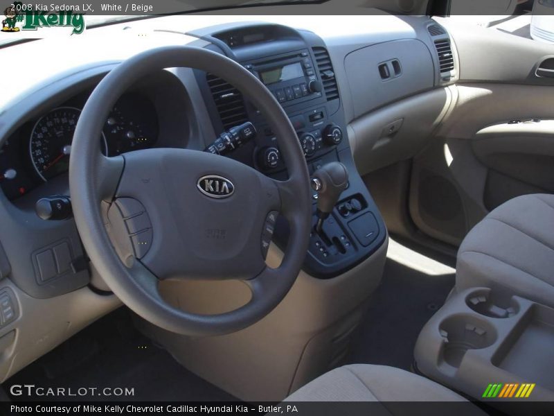 White / Beige 2008 Kia Sedona LX