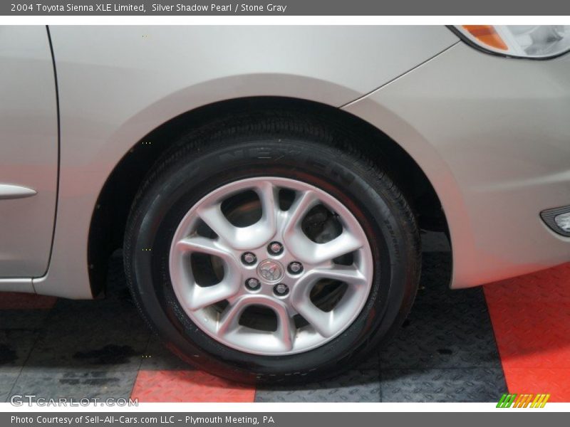 Silver Shadow Pearl / Stone Gray 2004 Toyota Sienna XLE Limited