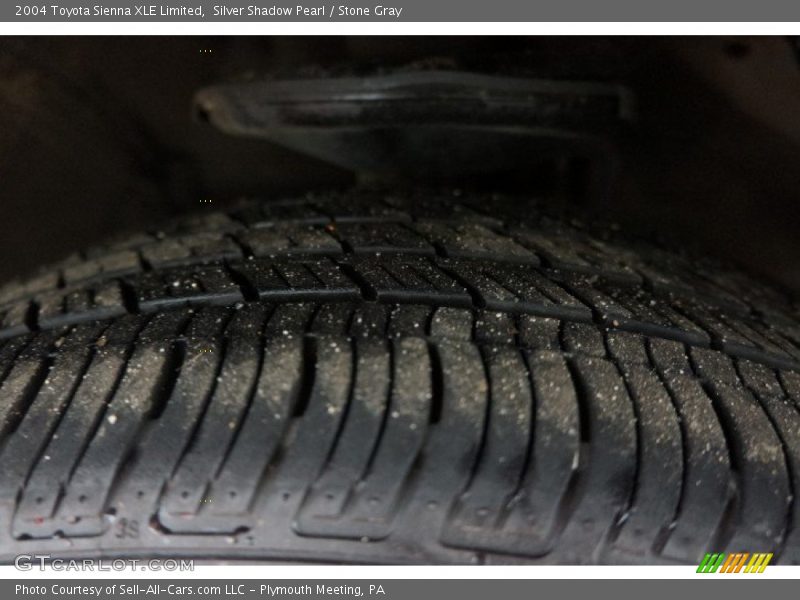 Silver Shadow Pearl / Stone Gray 2004 Toyota Sienna XLE Limited