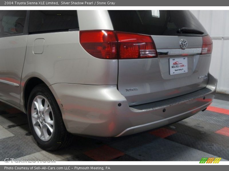 Silver Shadow Pearl / Stone Gray 2004 Toyota Sienna XLE Limited