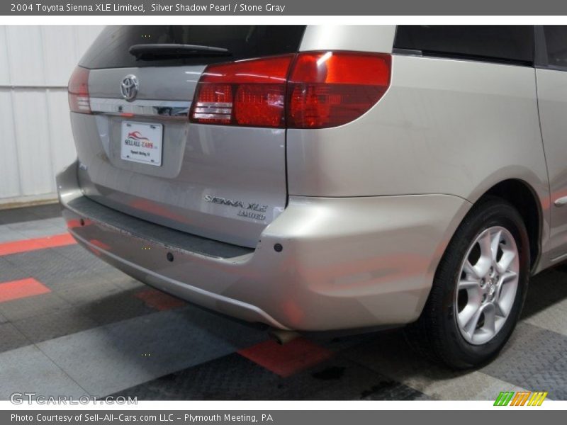 Silver Shadow Pearl / Stone Gray 2004 Toyota Sienna XLE Limited