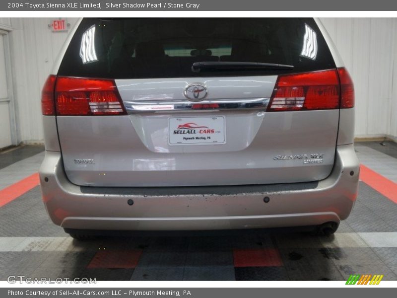 Silver Shadow Pearl / Stone Gray 2004 Toyota Sienna XLE Limited
