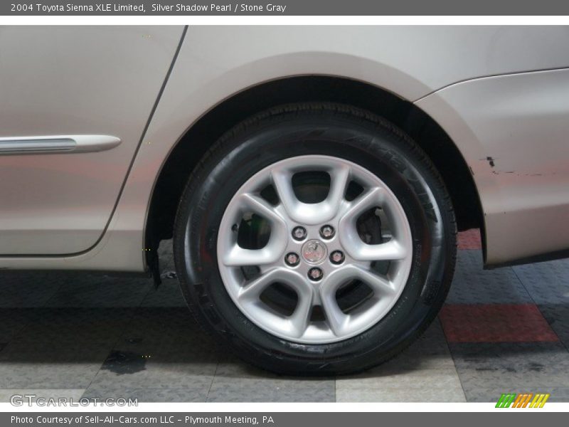 Silver Shadow Pearl / Stone Gray 2004 Toyota Sienna XLE Limited