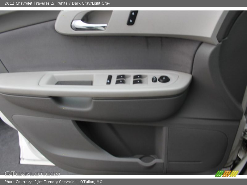 White / Dark Gray/Light Gray 2012 Chevrolet Traverse LS