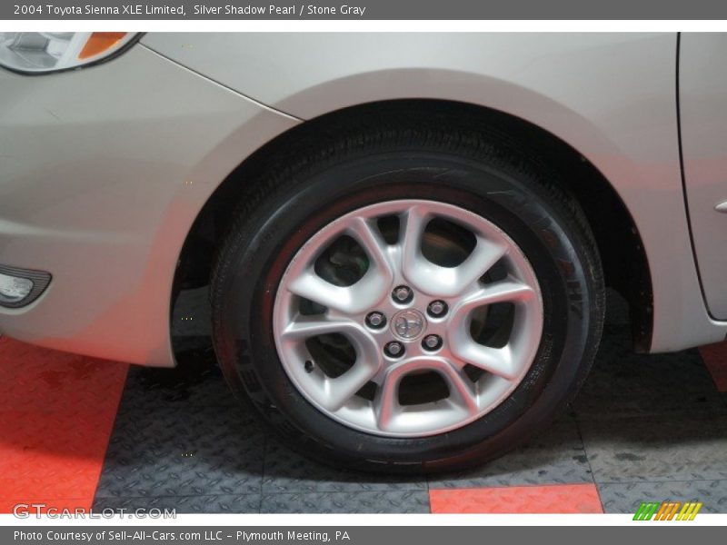 Silver Shadow Pearl / Stone Gray 2004 Toyota Sienna XLE Limited