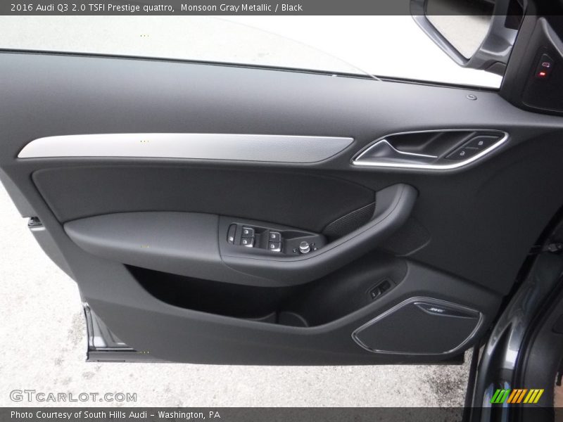 Monsoon Gray Metallic / Black 2016 Audi Q3 2.0 TSFI Prestige quattro