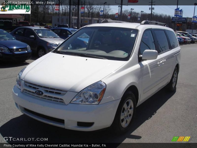White / Beige 2008 Kia Sedona LX