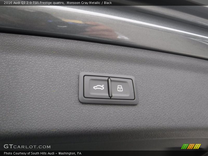 Monsoon Gray Metallic / Black 2016 Audi Q3 2.0 TSFI Prestige quattro