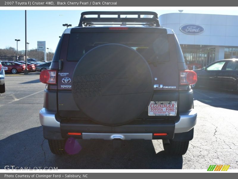 Black Cherry Pearl / Dark Charcoal 2007 Toyota FJ Cruiser 4WD