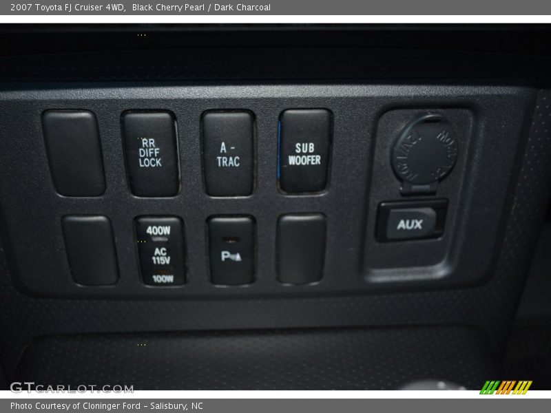 Black Cherry Pearl / Dark Charcoal 2007 Toyota FJ Cruiser 4WD