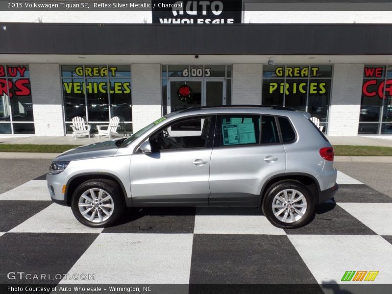 Reflex Silver Metallic / Charcoal 2015 Volkswagen Tiguan SE