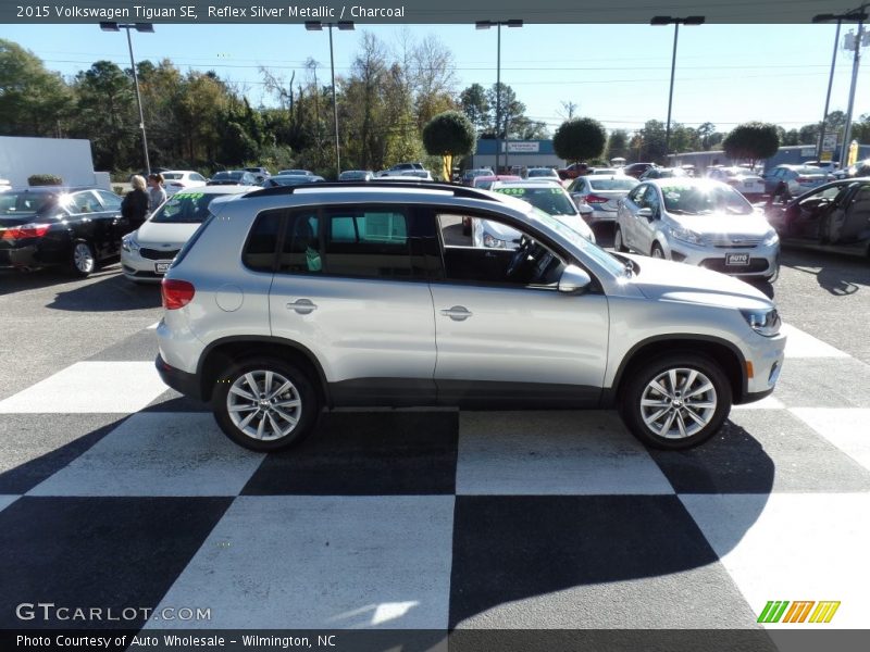 Reflex Silver Metallic / Charcoal 2015 Volkswagen Tiguan SE