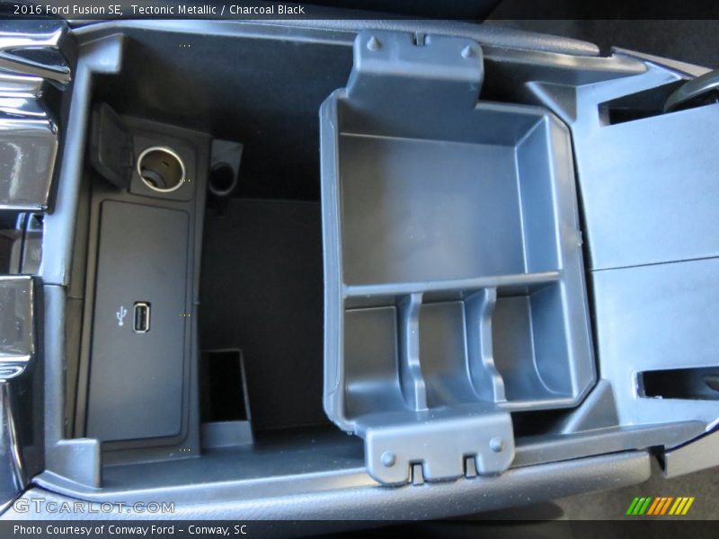 Tectonic Metallic / Charcoal Black 2016 Ford Fusion SE