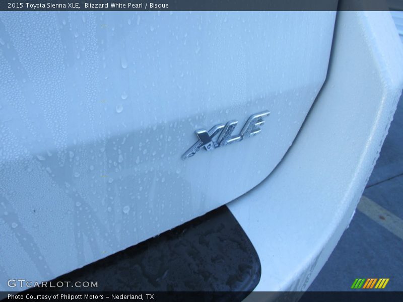 Blizzard White Pearl / Bisque 2015 Toyota Sienna XLE