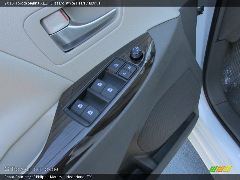 Blizzard White Pearl / Bisque 2015 Toyota Sienna XLE