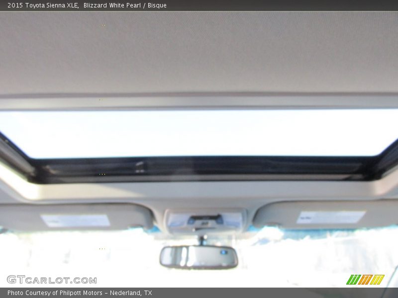Blizzard White Pearl / Bisque 2015 Toyota Sienna XLE